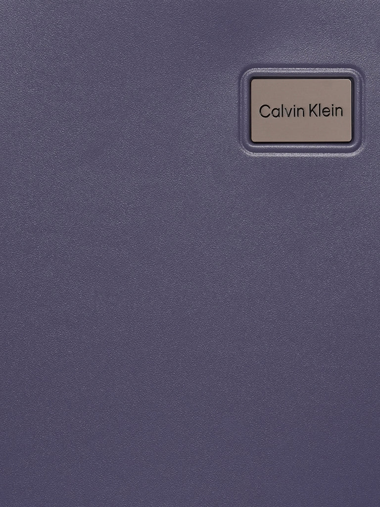 Calvin Klein Bleeker Street Night Shadow Blue Hard 20" Cabin Luggage