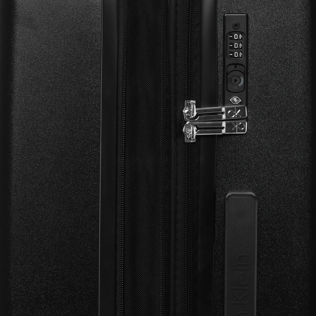 CALVIN KLEIN IN STEREO Range Black Hard 22" Cabin Luggage