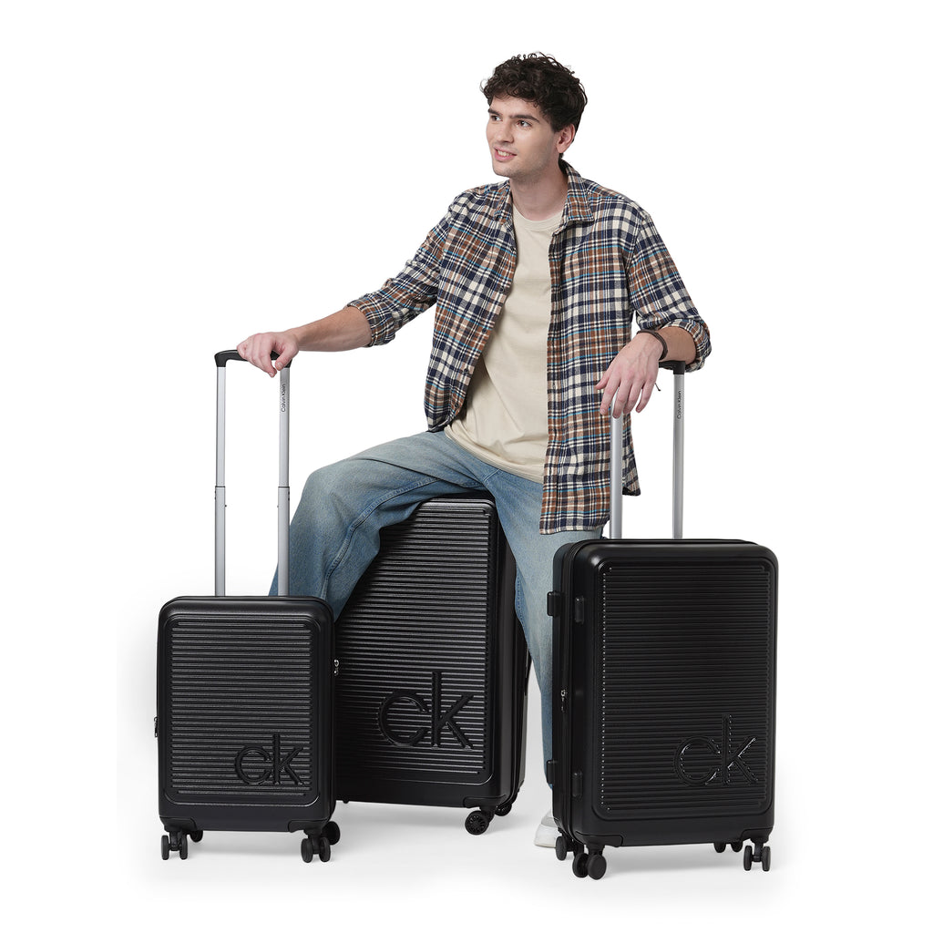 CALVIN KLEIN HORIZON Range Black Hard 26" Medium Luggage