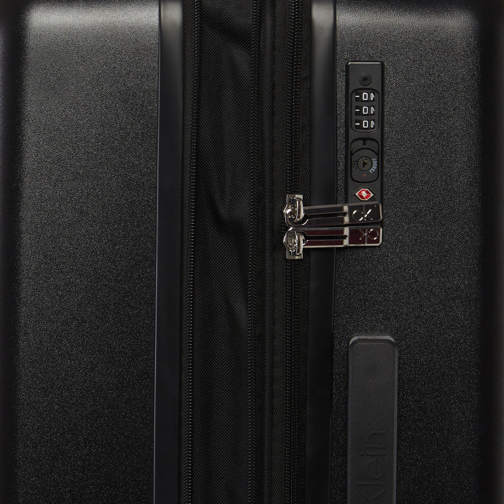 CALVIN KLEIN IN STEREO Range Black Hard 27" Medium Luggage