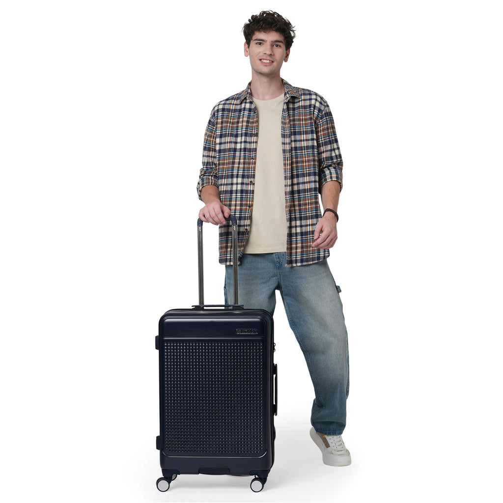 CALVIN KLEIN IN STEREO Range Midnight Navy Hard 27" Medium Luggage