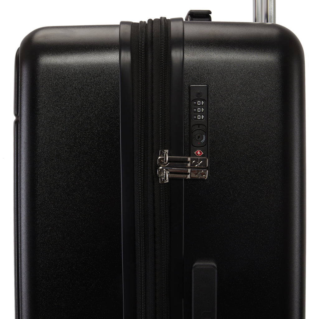 CALVIN KLEIN IN STEREO Range Black Hard 31" Large Luggage