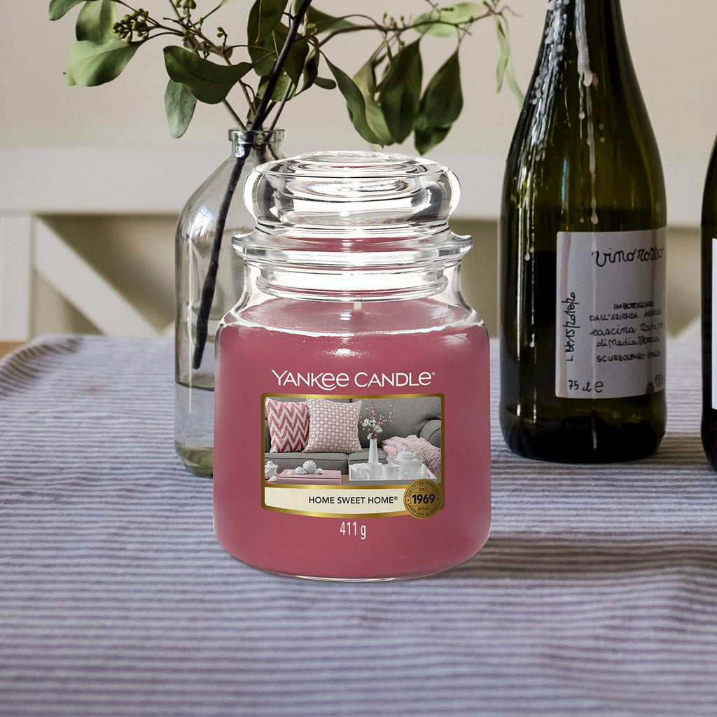 Yankee Candle Original Medium Jar Home Sweet Home