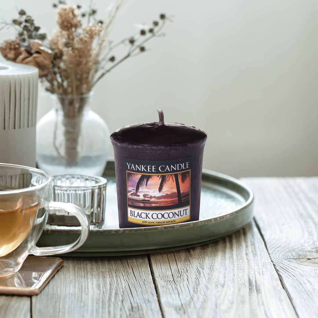 Yankee Candle Original Votive Black Coconut