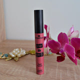essence STAY 8h MATTE Liquid Lipstick